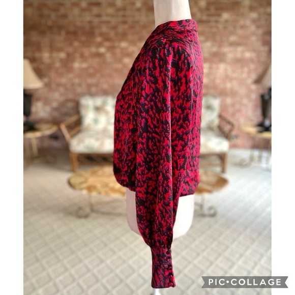Express Red Abstract Surplice Neck Blouse Top NWT S - Picture 9 of 16